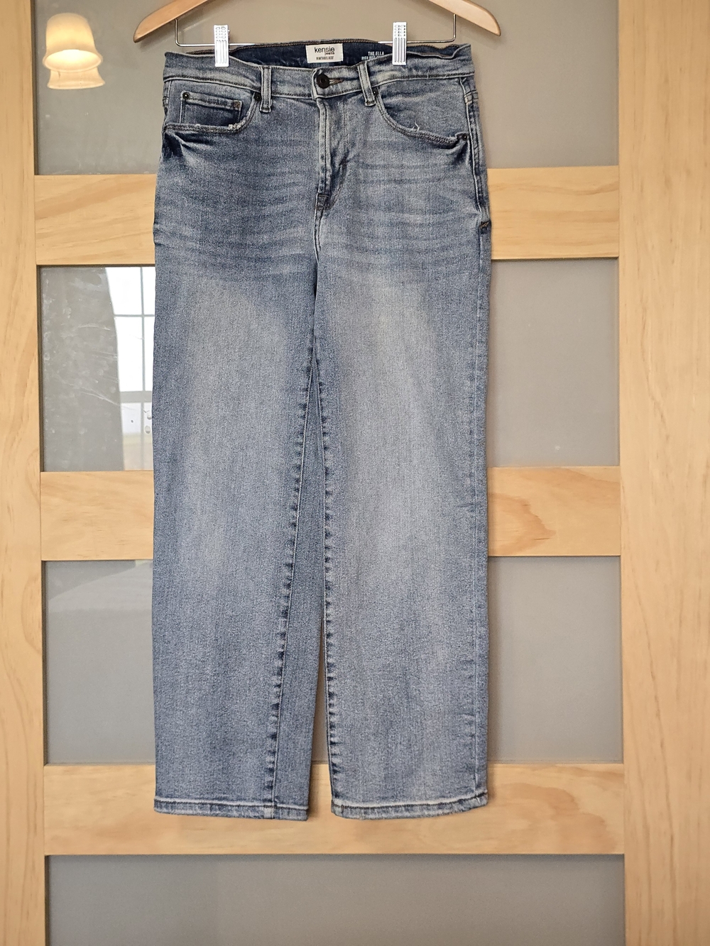 Kensie Medium Light Blue Straight Leg Jeans